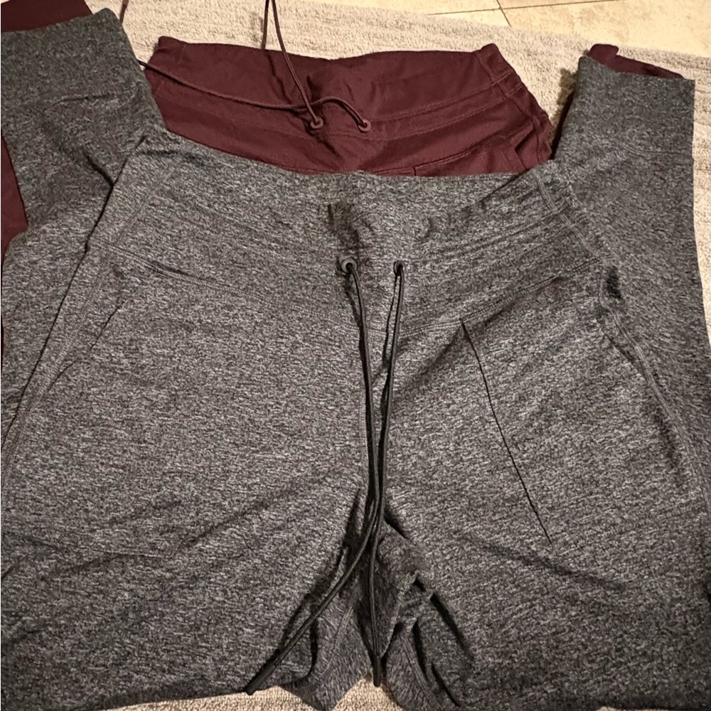 2 Old Navy Active High-Waisted CozeCore Jogger Leggings - Picture 3 of 9